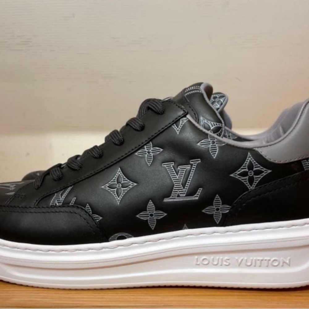 Louis Vuitton Black and Gray Men's Shoes